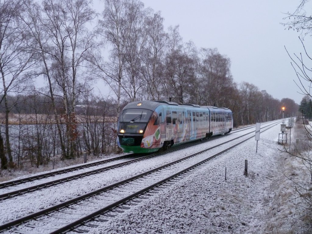Ein VT der Vogtlandbahn ist am 30.12.11 in Pirk Richtung Plauen unterwegs.