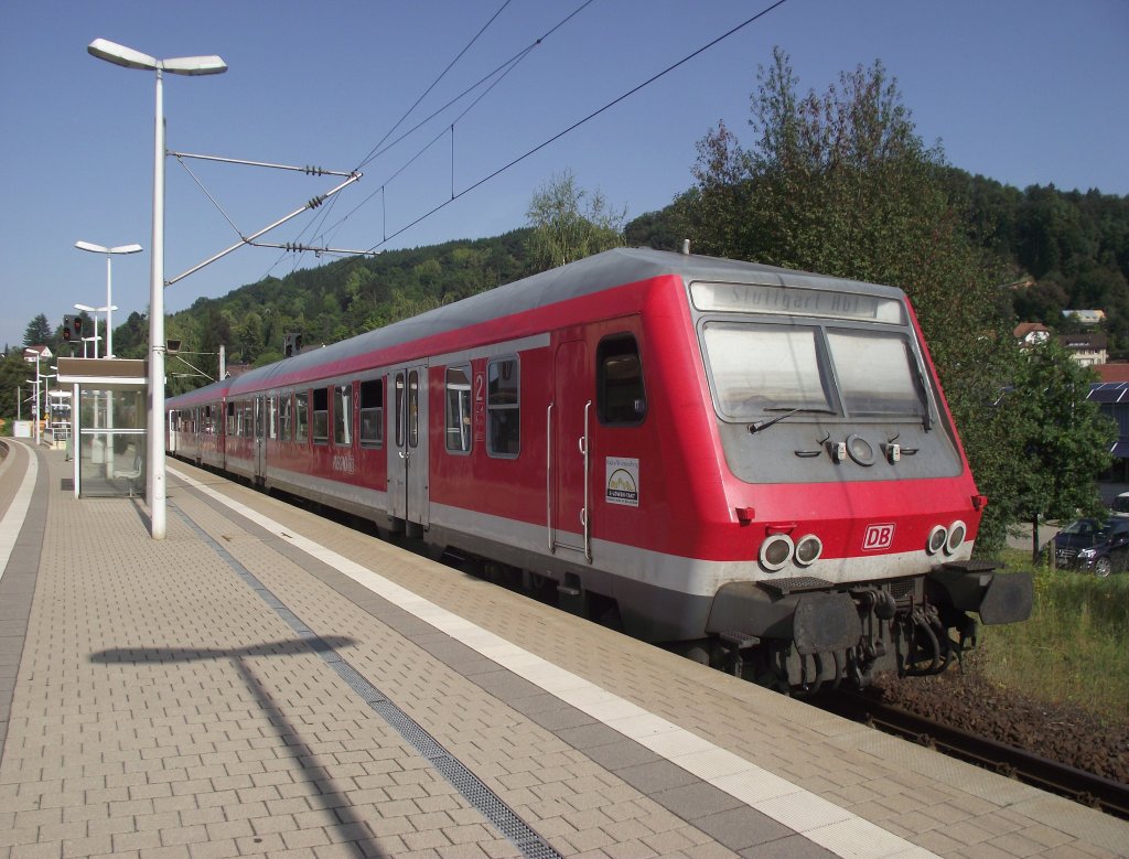 Ein Wittenberger Steuerwagen am Zugschluss eines REs von Nrnberg Hbf nach Stuttgart Hbf steht am 23. August 2011 im Bahnhof Murrhardt.