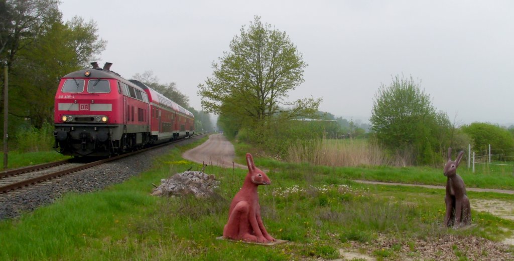 Eine 218 am 1. Mai 2013 auf Hasenjagd in Schweighofen.