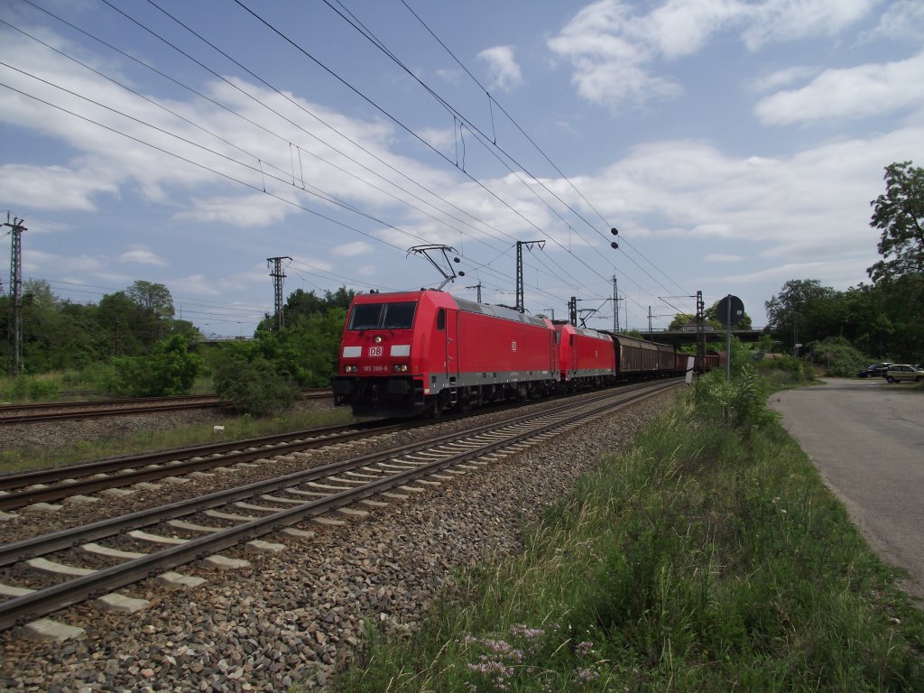 Eine BR 185 mit Gemischten Gterzug in Mannheim am 02.06.11