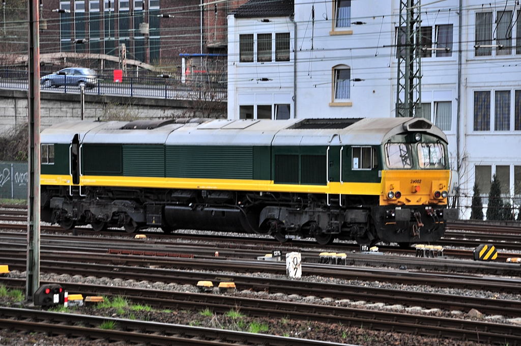 eine Claas 29002, in einer noch nicht so gelufigen Farbgebung in Hagen am 09.04.2010