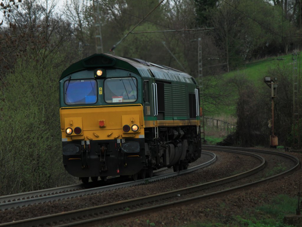 Eine Class66 von Ascendos Rail Leasing Sarl aus Luxemburg dieselt am 01.04.2011 als Lz von Aachen West ber die Montzenroute nach Belgien.
