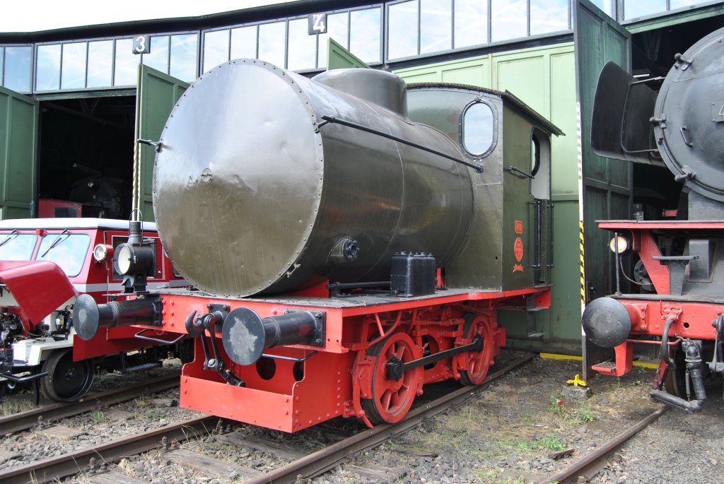 Eine Dampfspeicherlokomotive des Eisenbahnmuseums Darmstadt kranichstein. Aufgenommen am 03.06.2011.