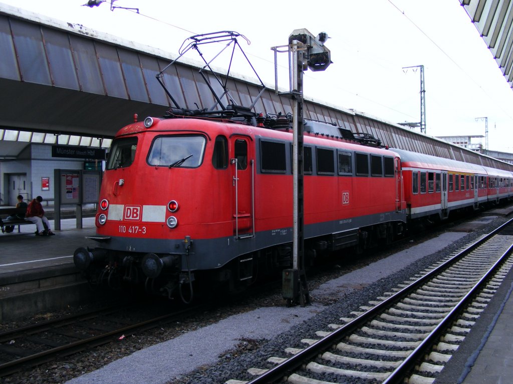 Eine DB 110 im Hauptbahnhof von Mnster, 6. Juli 2010.