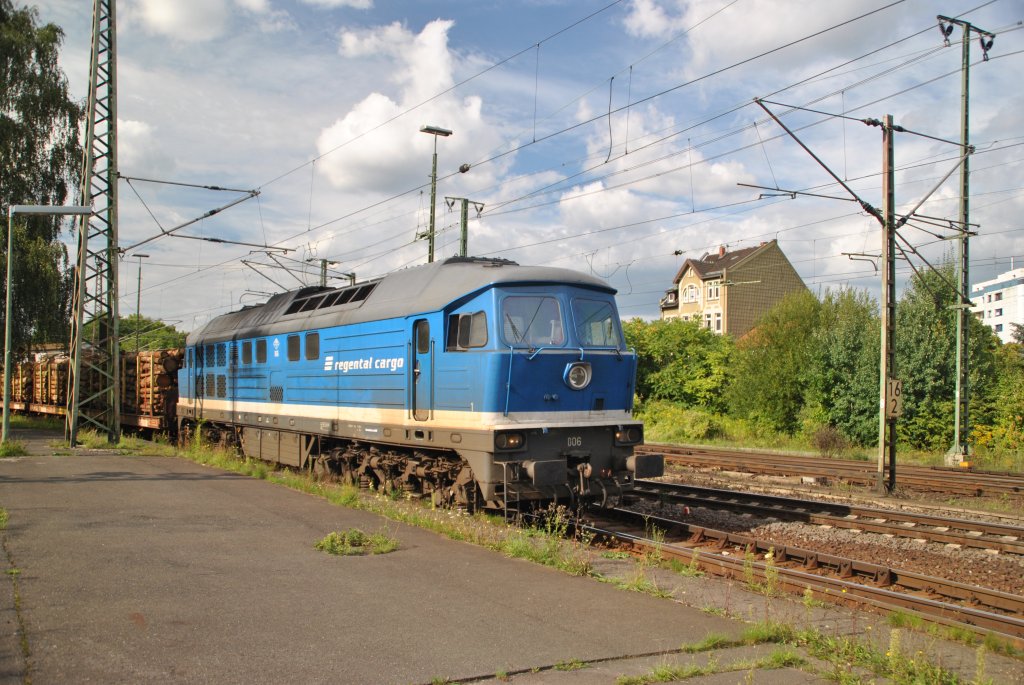  Eine Dieselok der BR 232 (Lok NR D 06) der Regntalal Bahn am 03.06.2010 in Lehrte.