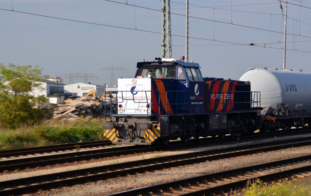 Eine G 1206 des Unternehmens Portfeeders erreicht am 03.10.11 Bitterfeld. Im Einsatz ist sie fr die RBB. Laut Anschrift gehrt sie der MRCE.