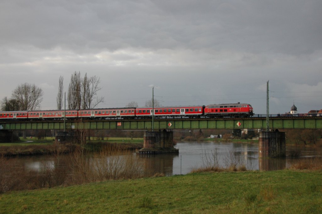 Eine der letzten 218er im Elsenztal, kurz vor Jagstfeld, 12.12.09


