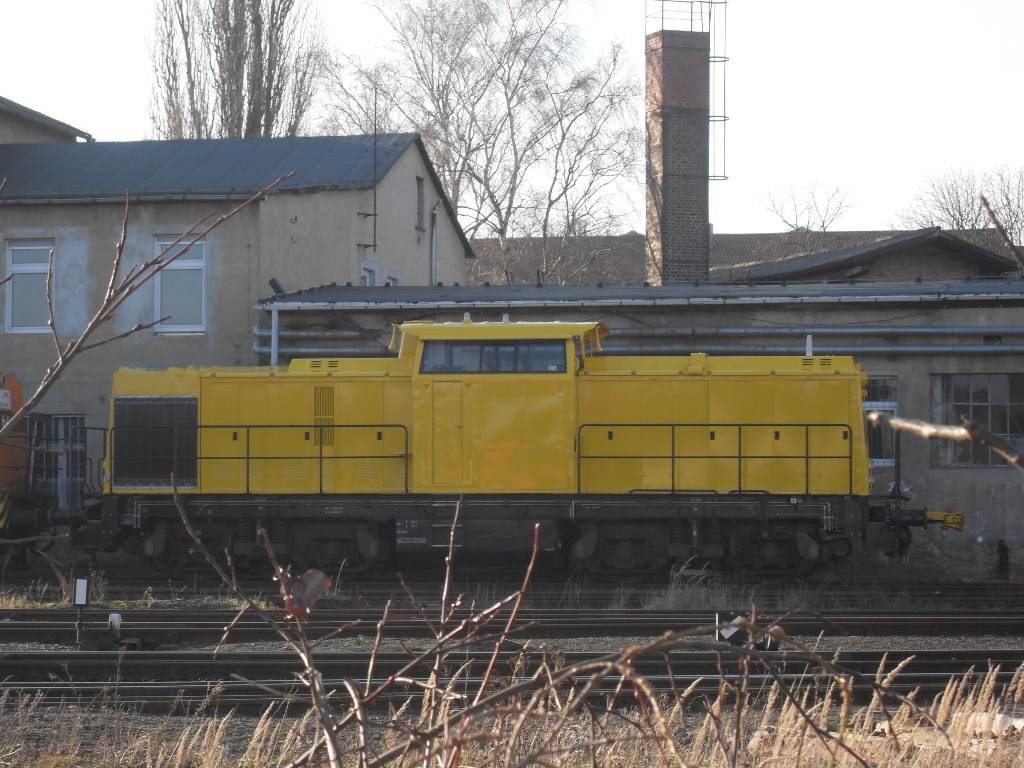 Eine neu Lackierte V100 stand am 07.02.2011 in Stendal.