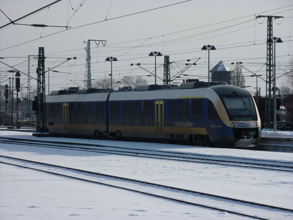 Eine NordWestBahn nach Osnabrck fhrt am 11.2.2010 aus Oldenburg(Oldb) aus.