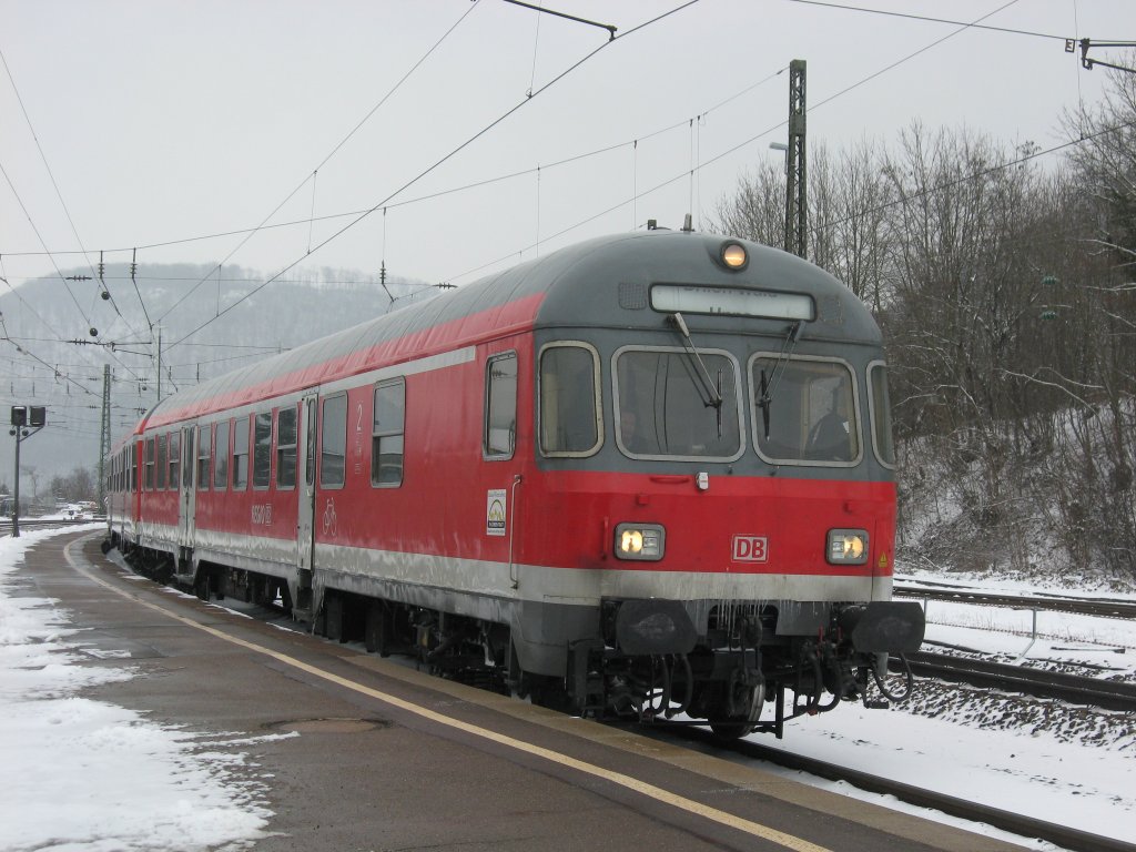 Eine RegionalBahn Plochingen-Geilingen hlt pnktlich in Geislingen-West. 26.03.2013.