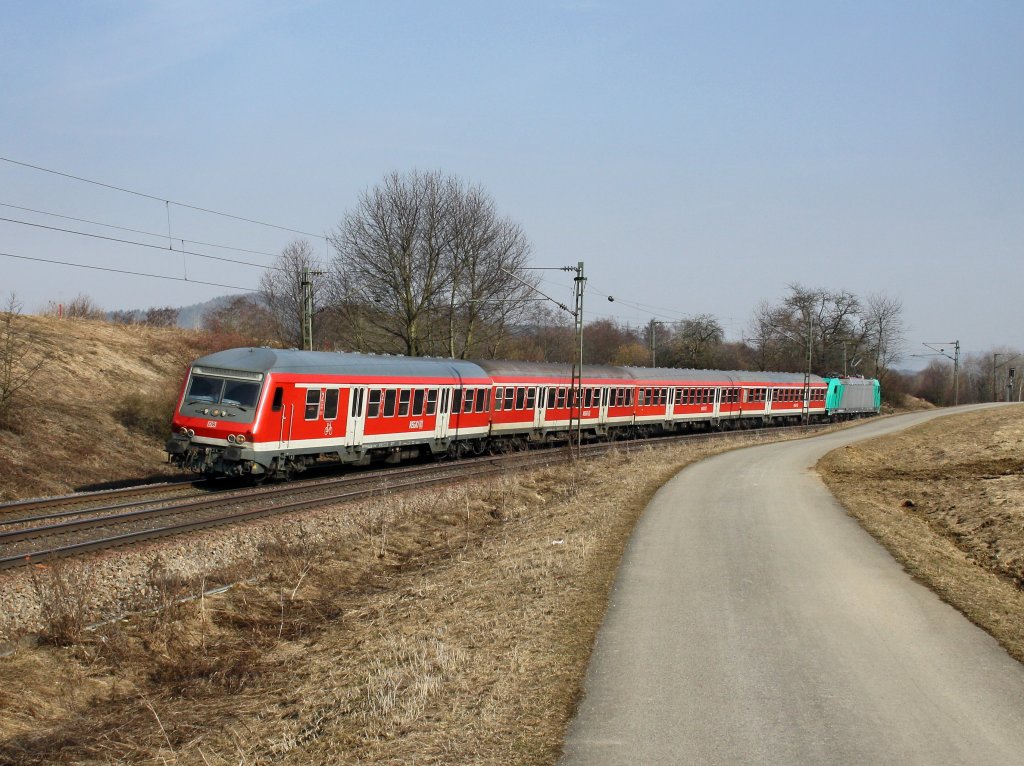 Eine S Bahn nach Nrnberg am 05.03.2011 unterwegs bei Plling. 