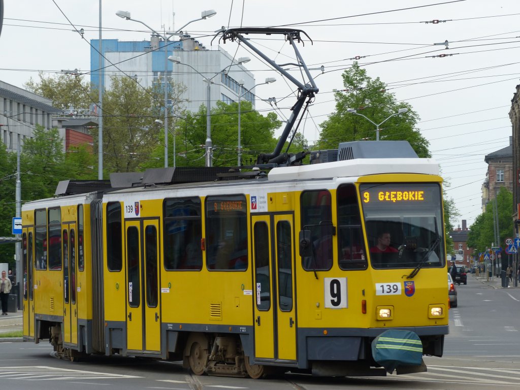 Eine tschechische Berlinerin in Polen - Tatrabahn mit der Nummer 139 in Stettin. Gebaut 1985, modernisiert 1995, seit 2013 in Stettin. 11.5.2013