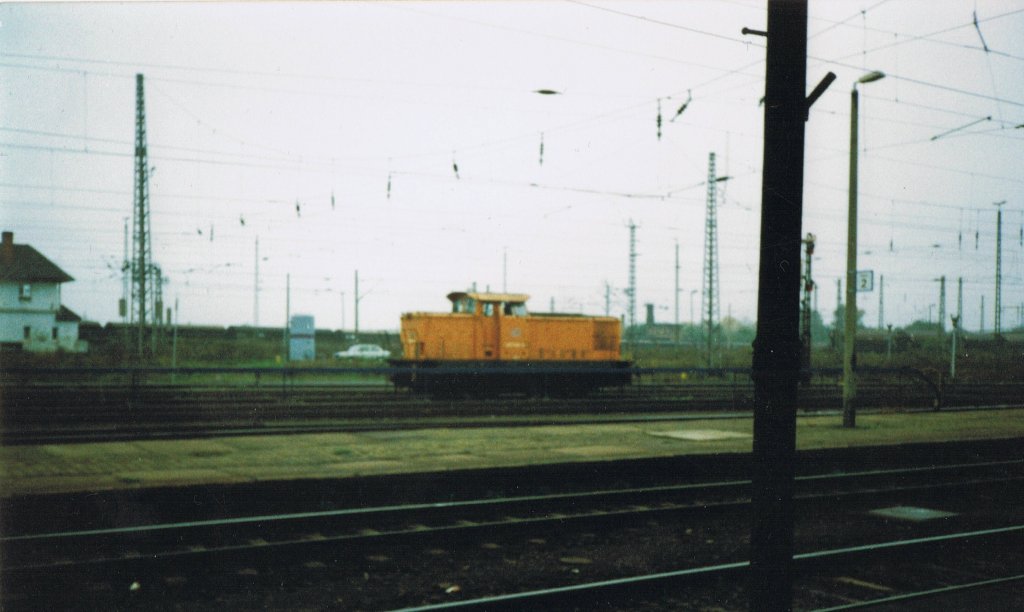 eine unbekannte V60 im Bahnhof Nordhausen(1995 Scan)