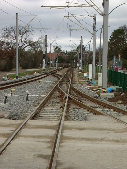 Eine Weichenstrae in Edingen OEG Bahnhof am 05.02.11