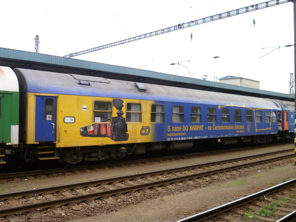 Einer von 3 Schlafwagen war am 22.09.11 im Zug von Prag nach Cheb eingereiht, hier zusehen in Cheb.

