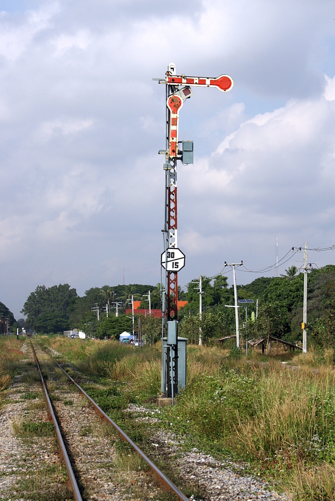 Einfahrsignal des Bf. Chiang Mai am 11.J�nner 2011.