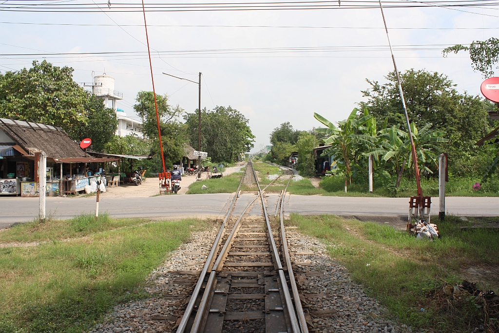 Einfahrtsbereich in die Hst. Khok Khwai, Blickrichtung Wongwian Yai, am 17.November 2012. 
