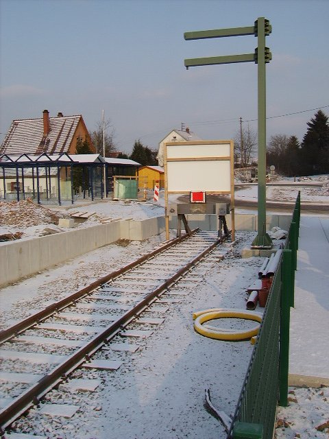Einsam und verlassen der Bahnhof Aglasterhausen. 