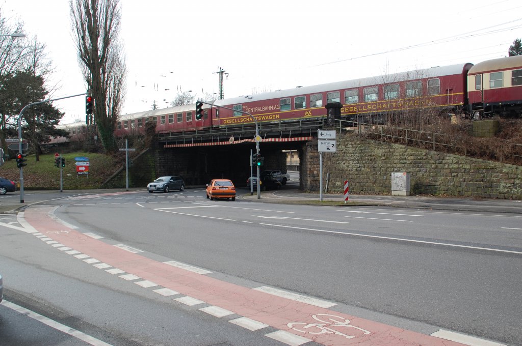 Eisenbahnbrcke ber die Krefelder Strae in Mnchengladbach. 15.2.2011