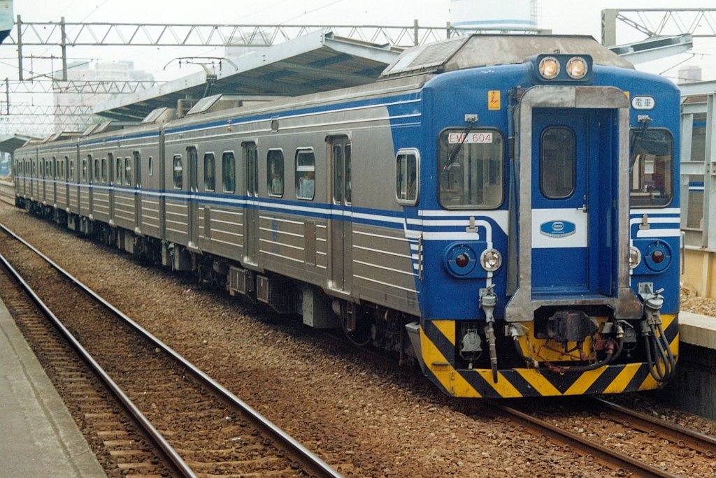 EMC604 am 20.Mai 2005 in der Hsinchu Station.