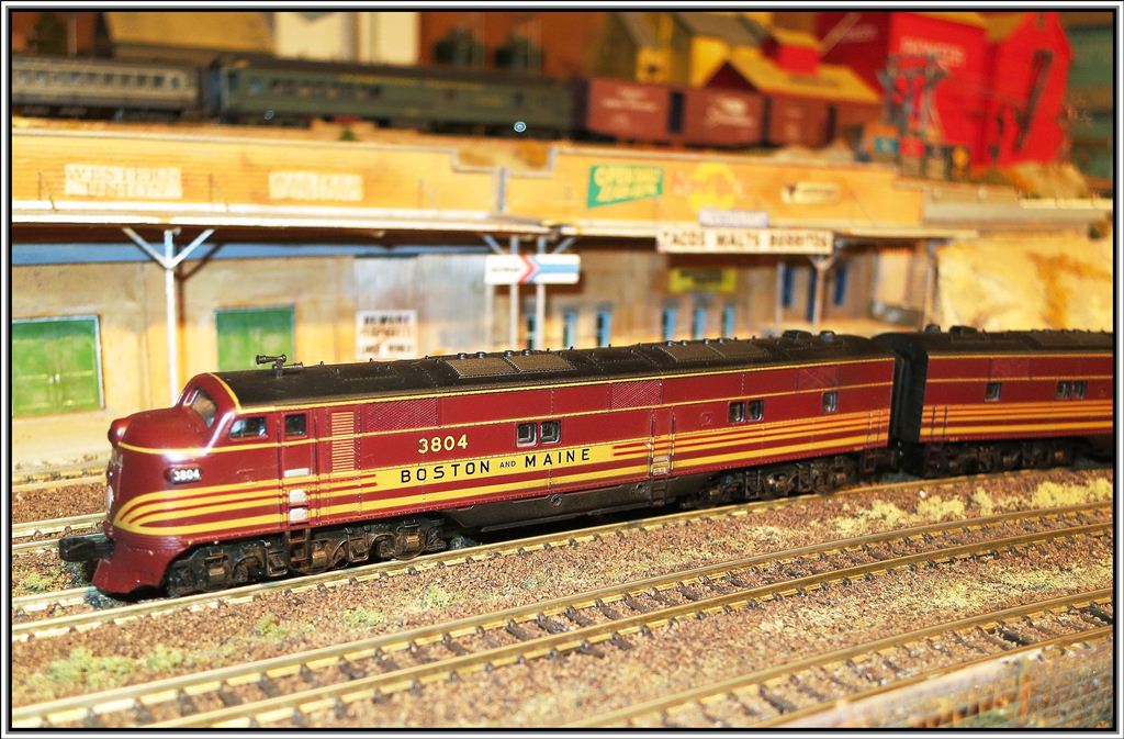 EMD E7 A-unit 3804 Boston and Maine. (09.02.2013)