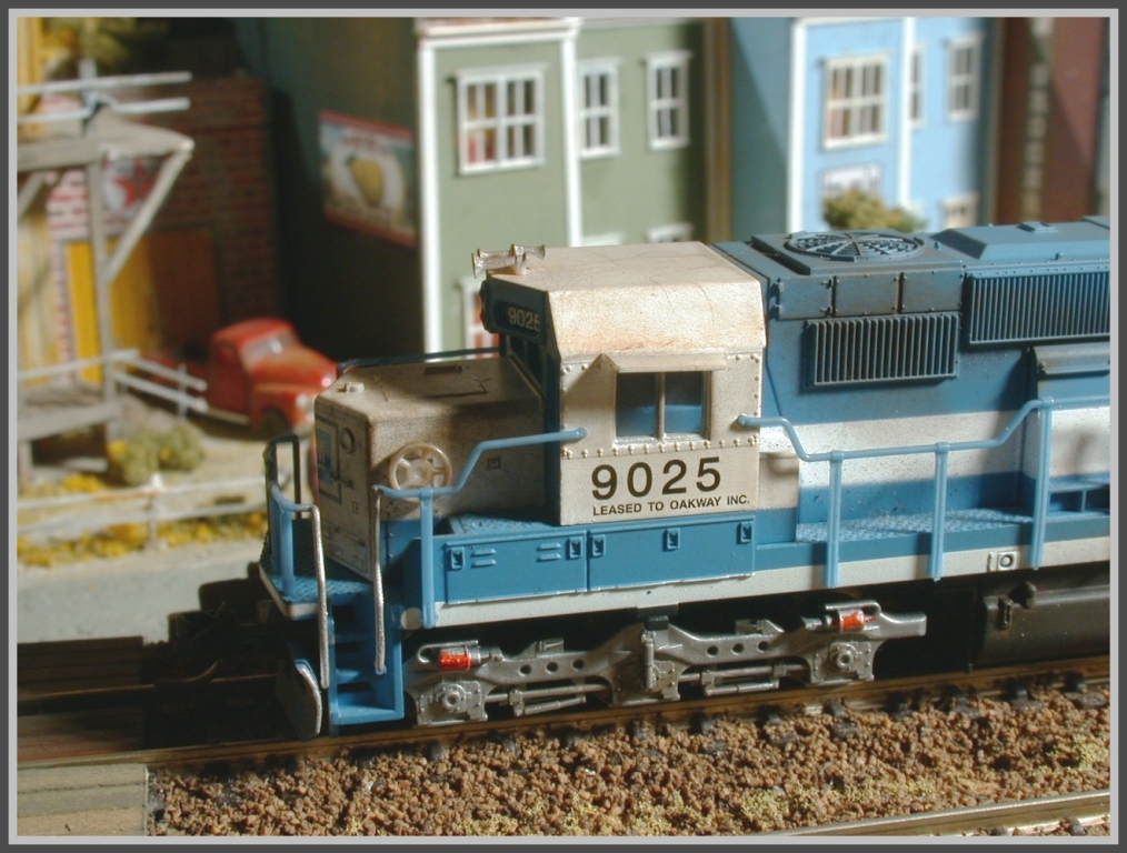 EMD SD 60 Electro Motive 9025 geleast von Oakway Inc in Waterville. (29.11.2010)