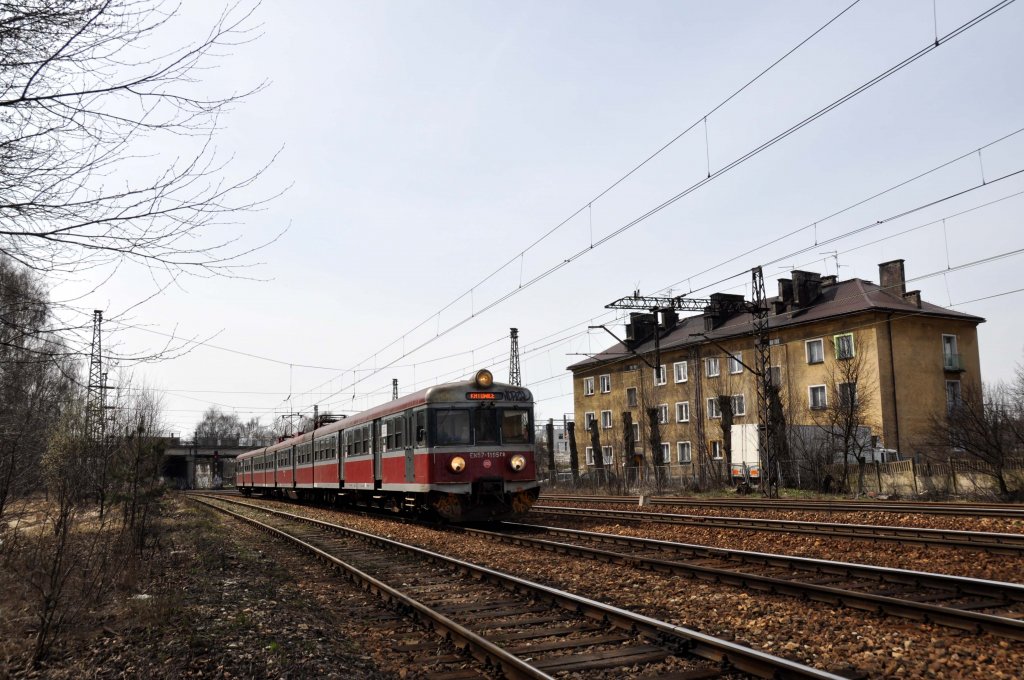 EN57 1115 bei Katowice-Ligota (10.04.2012)