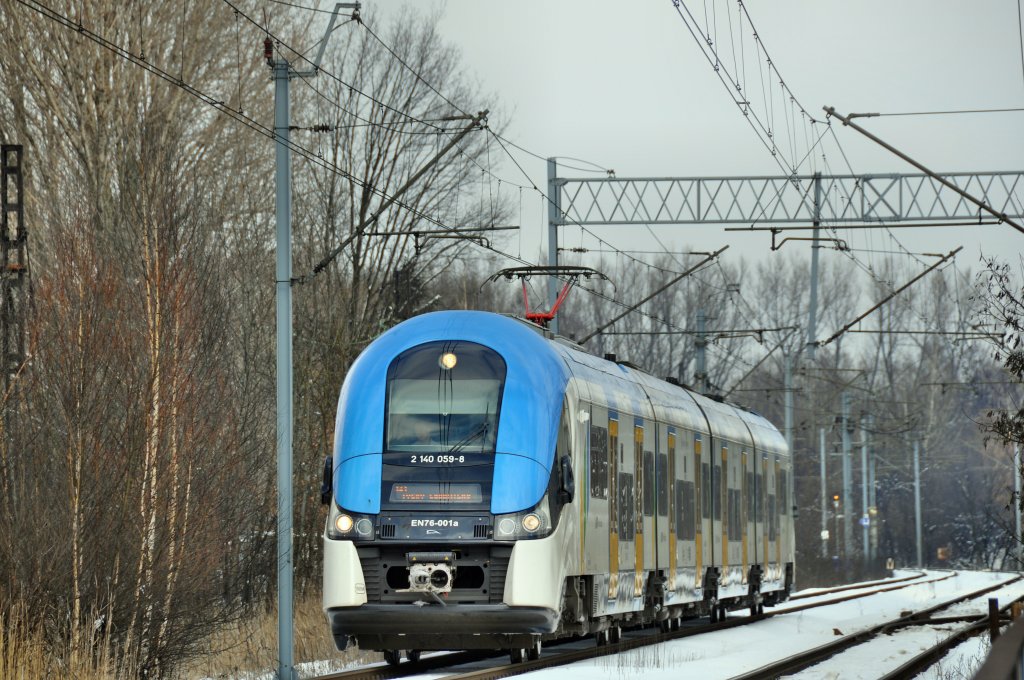 EN76 001 mit einer RB nach aus Katowice nach Tychy Lodowisko. In Katowice Piotrowice (02.04.2013).
