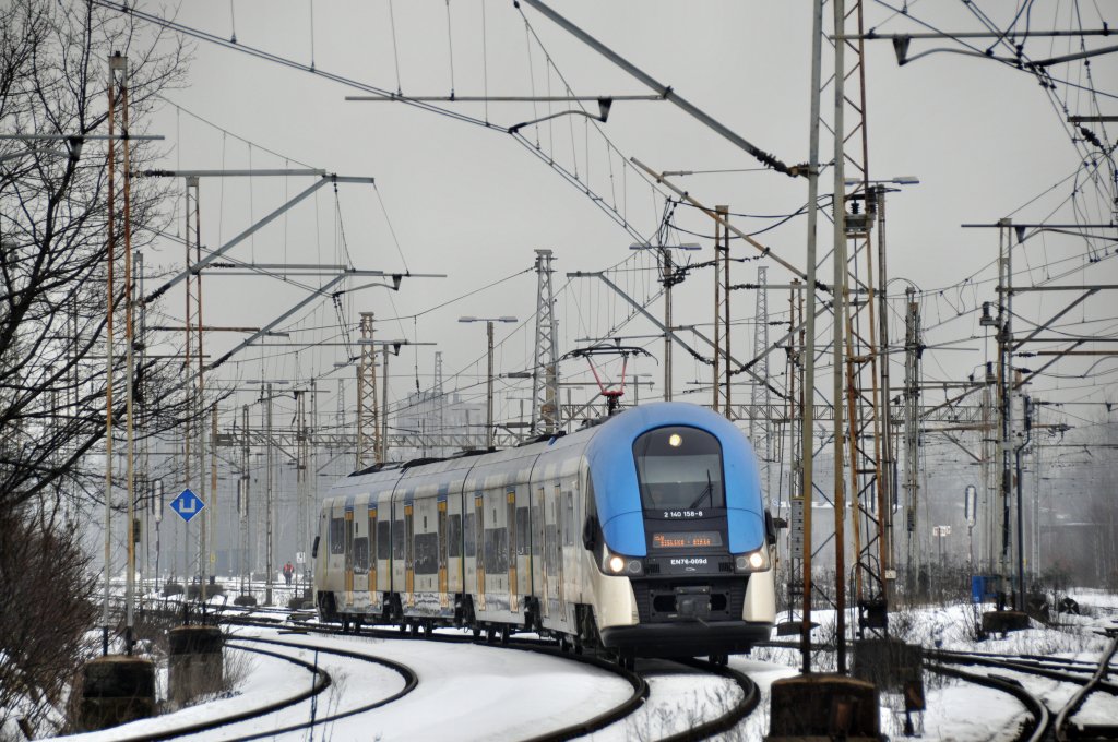 EN76 003 mit einer RB aus Katowice nach Bielsko-Biała. In Katowice Ligota (05.04.2013)
