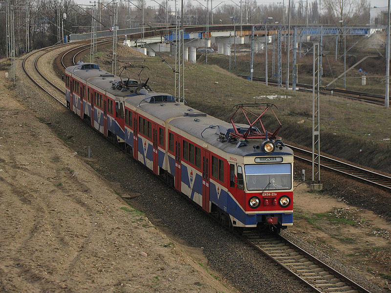 EN94-23 als WKD-144 in Warszawa-Aleje Jerozolimskie, 28.03.2010