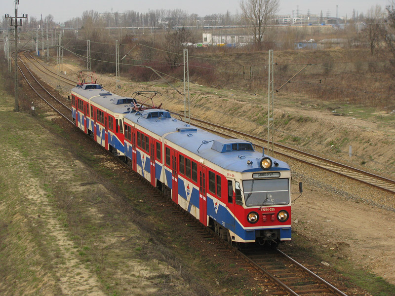 EN94-28 als WKD-133 in Warszawa-Aleje Jerozolimskie, 28.03.2010