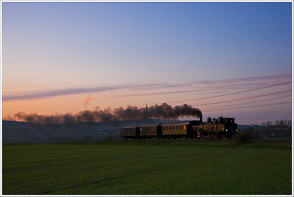 Ende eines Ereignisreichen Tags. 93.1420 fhrt von Retz zurck nach Mistelbach. 22.04.2010
