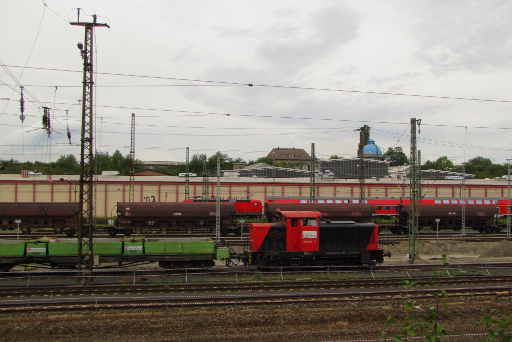 Erfurter Bahnservice 346 502-7 mit einem Bauzug bei Bauarbeiten fr die Einbindung der Neubaustrecke nach Leipzig und Halle (S), am 30.08.2012 in Erfurt Gbf.