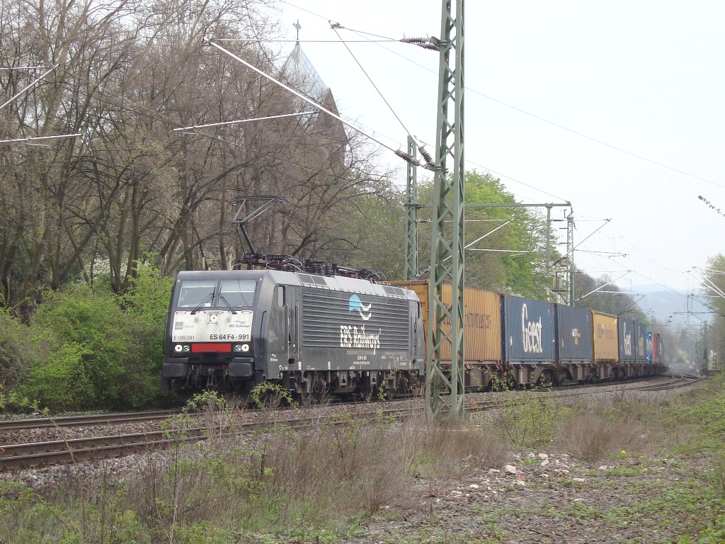 ERS 189 091 Kommt mit einem Melzo-shuttle durch Bonn-Oberkassel weiter nach Rotterdam am 15. April.