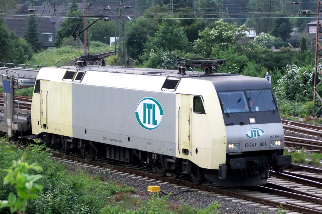 ES 64 F-901 in Recklinghausen-Ost 29.5.2012