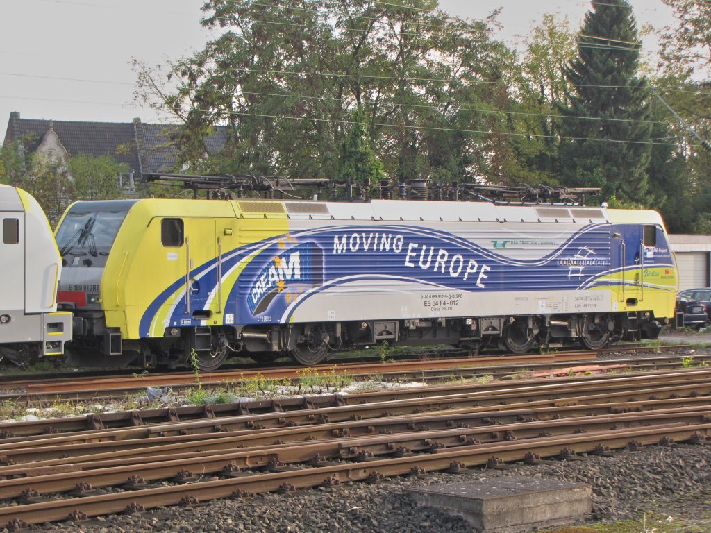 ES 64 F4-012 stand am 31.10.09 in M�nchengladbach Hbf