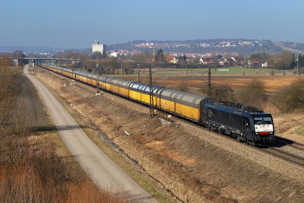 ES 64 F4 - 027 mit ARS-Altmann-Zug bei Donauwrth (15.03.2012)