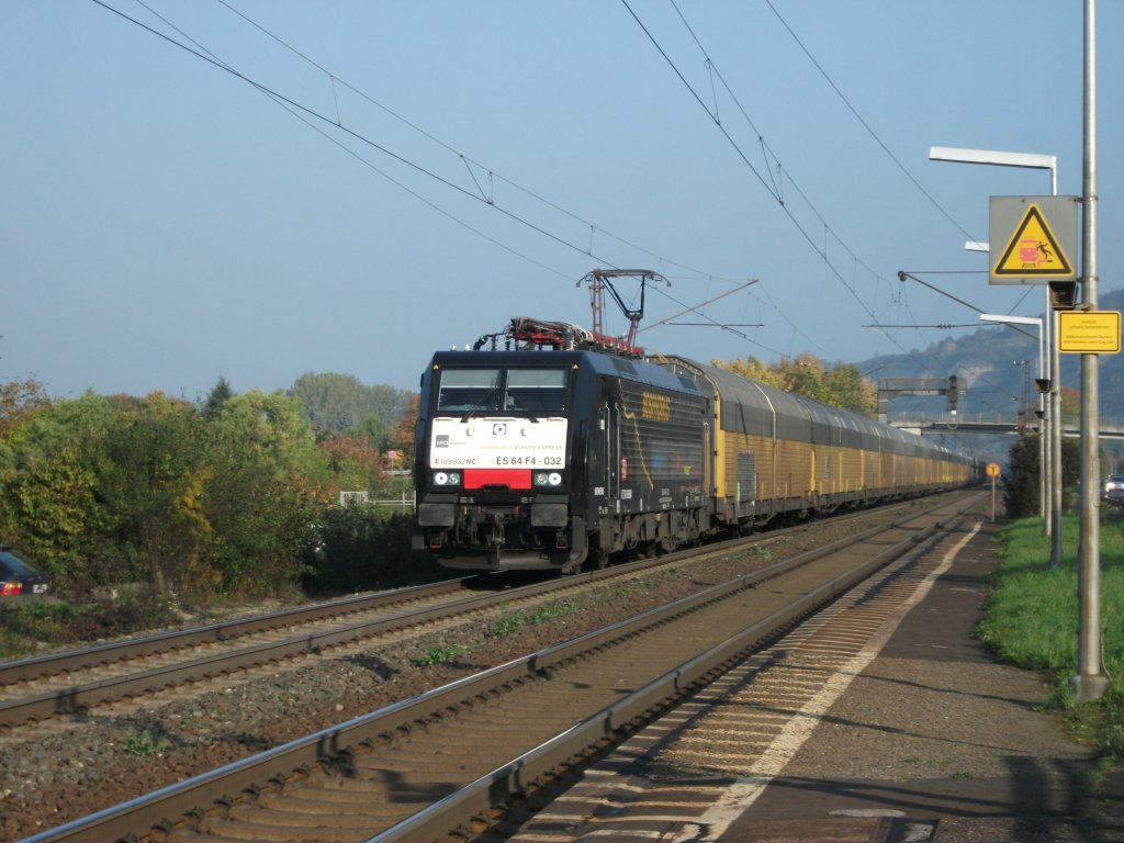 ES 64 F4-032 vom BosphorusEuropeExpress durchfuhr am 13.10.10 mit Altmann Zug, Richtung Wrzburg, Thngersheim.