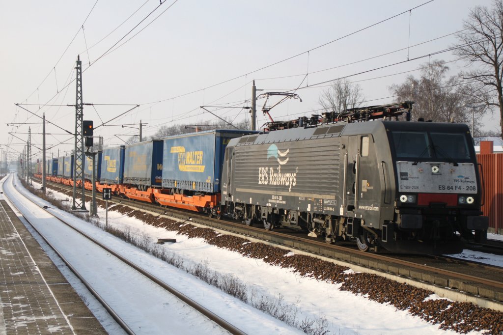 ES 64 F4-208 (189 208-2) ERS Railways mit KLV Zug am 13.12.2012 in Rathenow