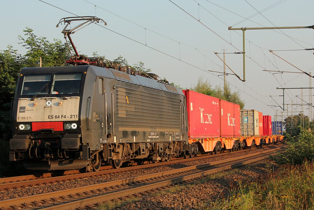 ES 64 F4-211 in HUSA Diensten am 01.09.2011 in Porz Wahn