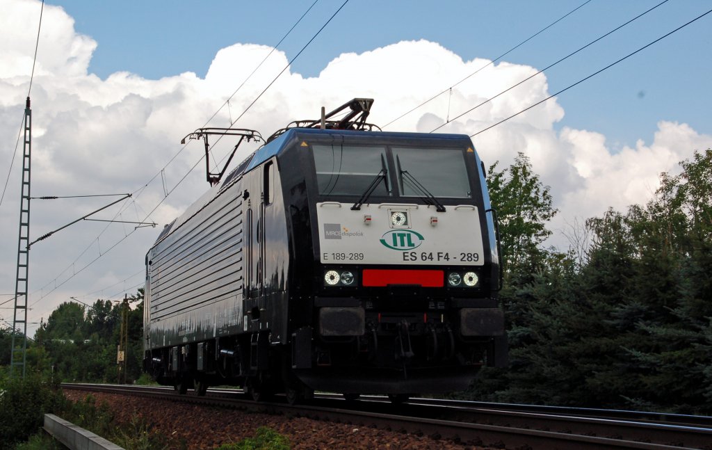 ES 64 F4 - 289 fhrt am 30.07.10 Lz durch Dresden-Stetzsch Richtung Friedrichstadt.
