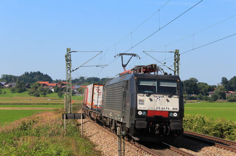 ES 64 F4 - 809 mit einem Brenner-Umleiter auf dem Weg nach Salzburg. Aufgenommen am 10. September bei Bernau.