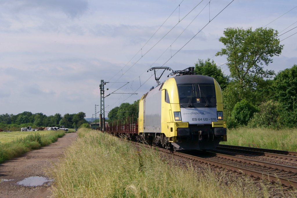 ES 64 U2-010 mit einem Stahlbrammenzug in Menden (Rheinland) am 02.06.2012