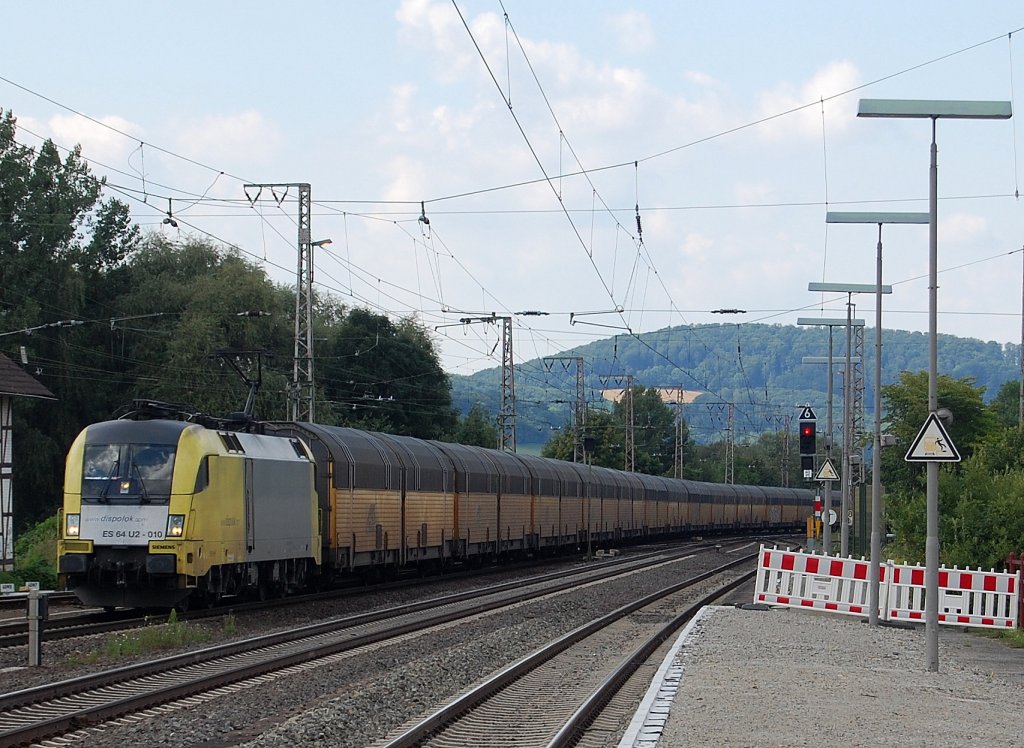 ES 64 U2-010 mit einem ARS-Autozug am 8.8.2012 in Kreiensen