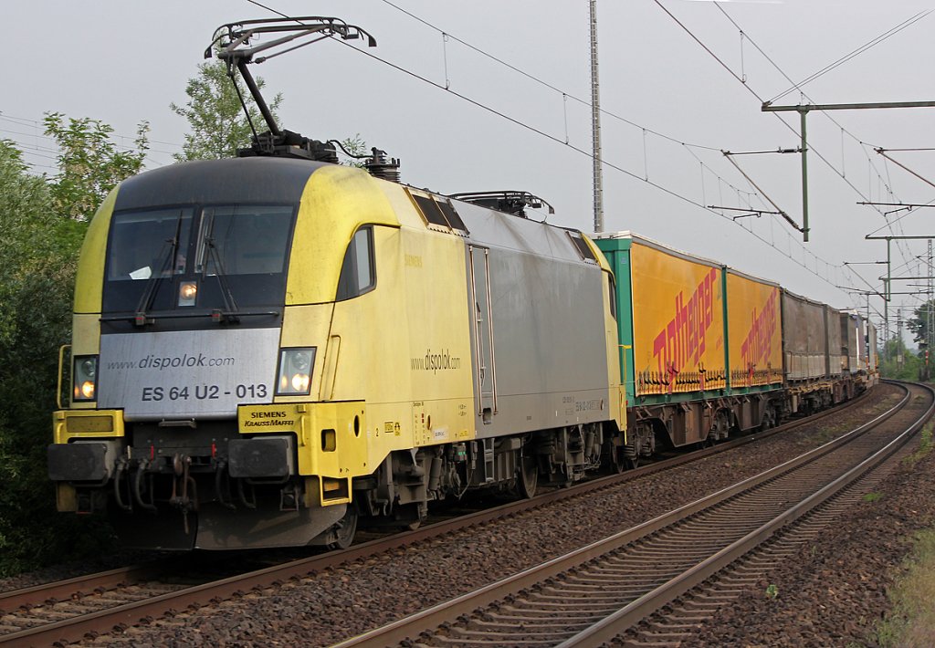 ES 64 U2-013 am FERCAM in Porz Wahn am 10.05.2011