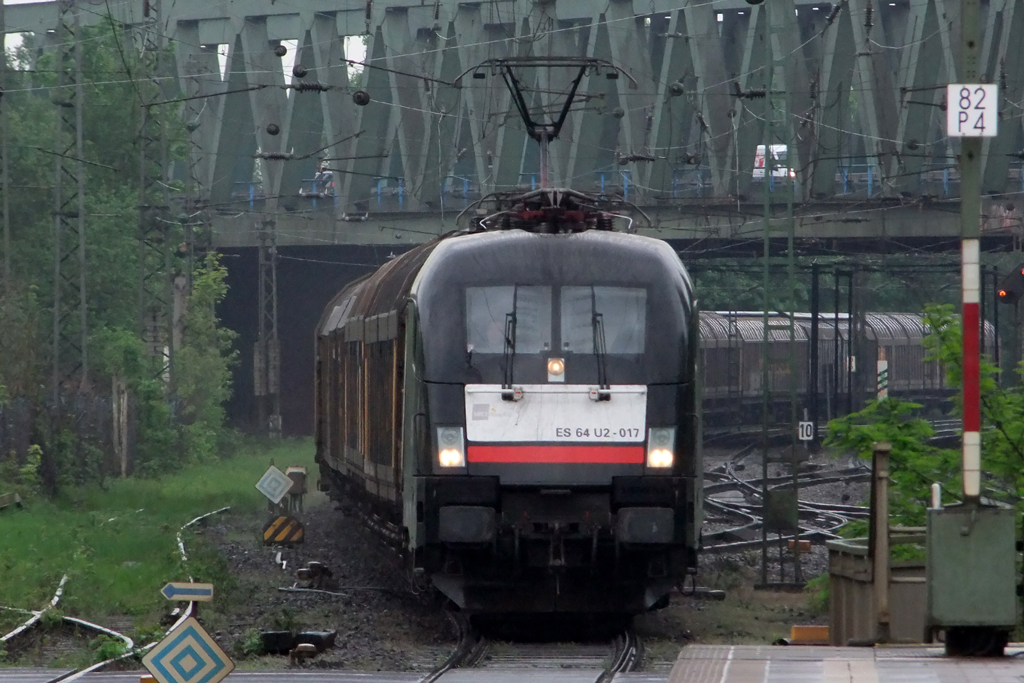 ES 64 U2-017 in Recklinghausen-S�d 11.5.2012