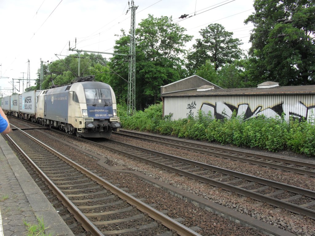 ES 64 U2 024 durch Hamburg Harburg am 6.7.2010