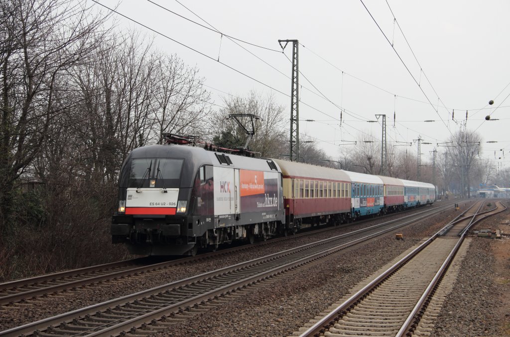 ES 64 U2-026 mit dem HKX 1803 (Kln Hbf - Hamburg-Altona) in Dsseldorf-Oberbilk am 28.03.13