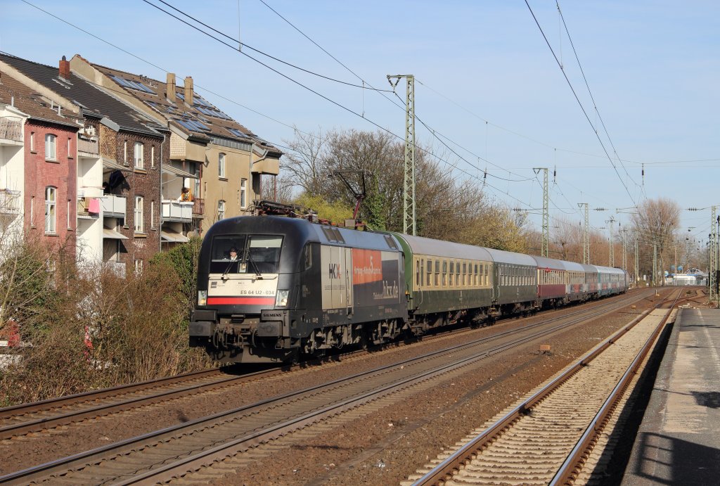 ES 64 U2-034 + ES 64 U2-0xx mit dem HKX 1805 (Kln Hbf - Hamburg-Altona) in Dsseldorf-Oberbilk am 14.04.13