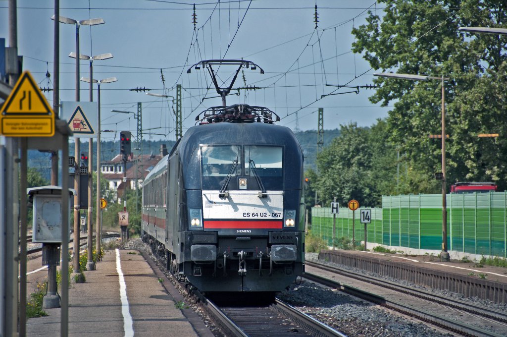 ES 64 U2 - 067 am 07.08.2010 beim Bahnbilder-Treffen im Raum Nrnberg.